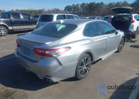 2020 Toyota Camry Se z USA, uszkodzony, nr VIN 4T1G11AK9LU308312